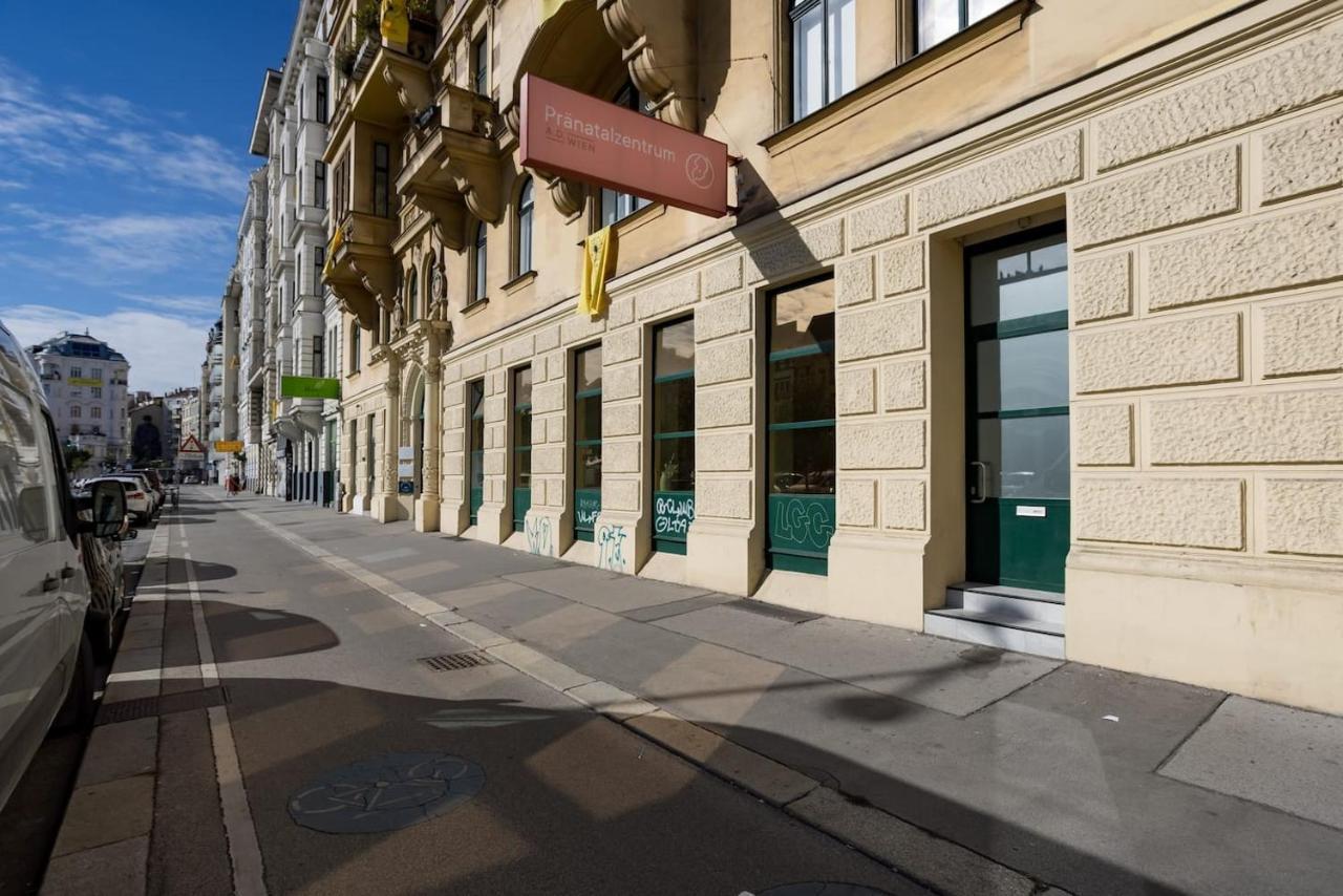 Air Conditioning 330 Mbit Wifi Self Check-in Vienna